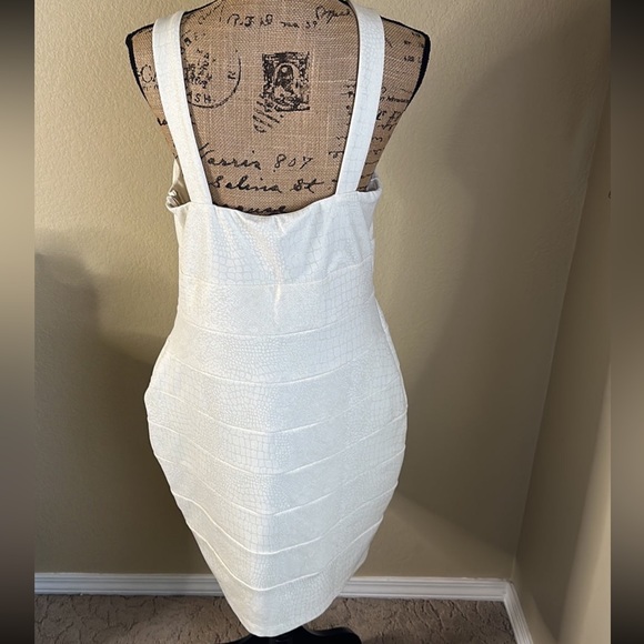 NWOT Jackie Jon Party Dress - Picture 2 of 5